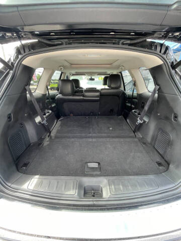2017 Nissan Pathfinder Platinum
