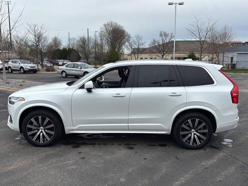 2023 Volvo XC90 B5 Core