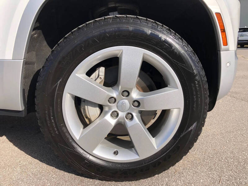 2023 Land Rover Defender 130 First Edition