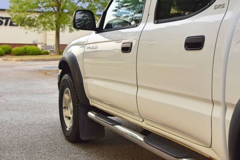 2003 Toyota Tacoma Base photo 22