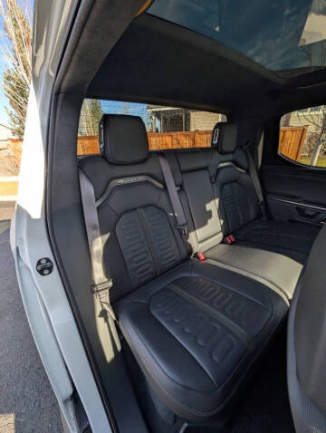 2022 Rivian R1T Adventure