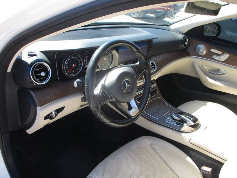 2018 Mercedes-Benz E-Class E 300