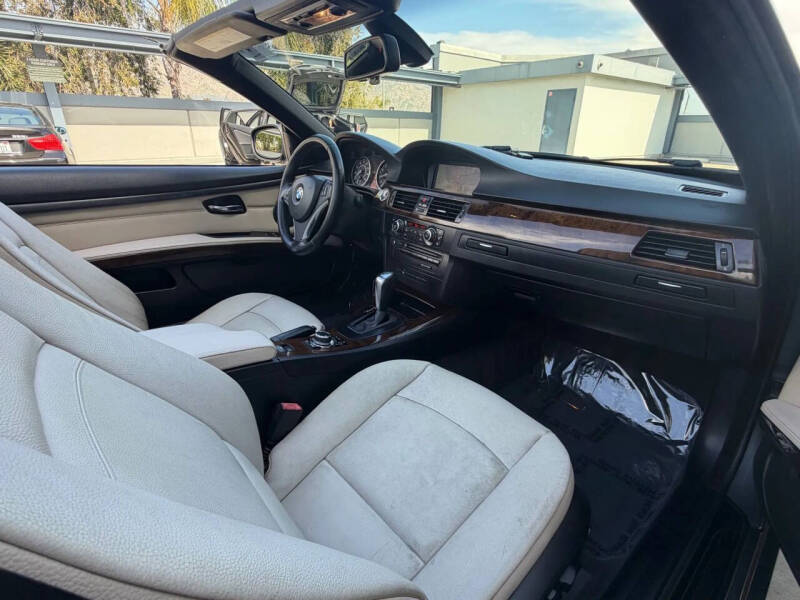 2012 BMW 3 Series 328i