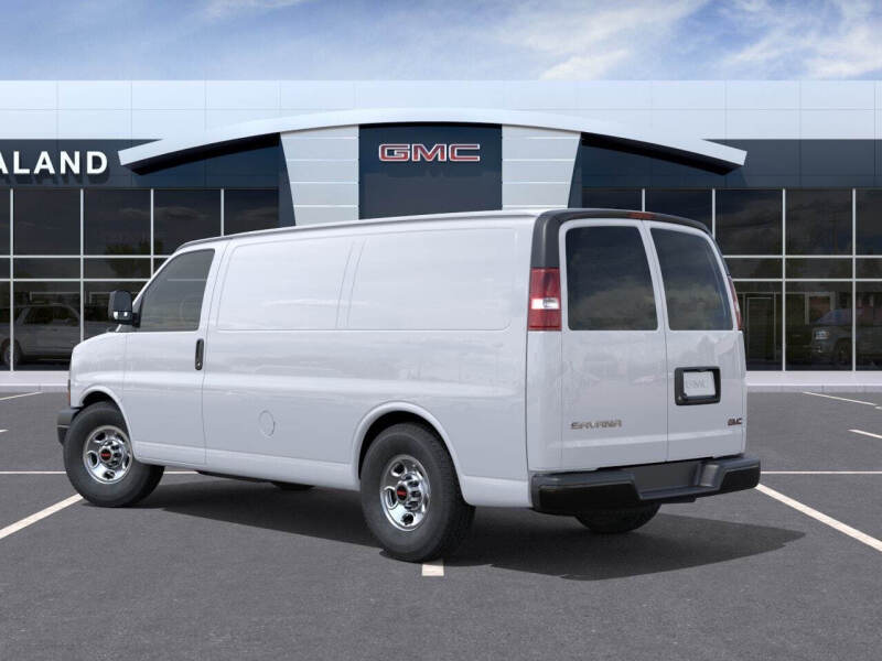2026 GMC Savana 2500