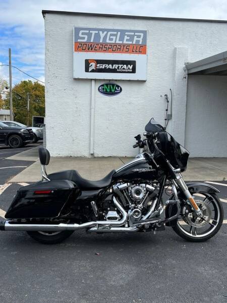 2018 Harley Davidson Street Glide for sale at Stygler Powersports LLC in Johnstown OH