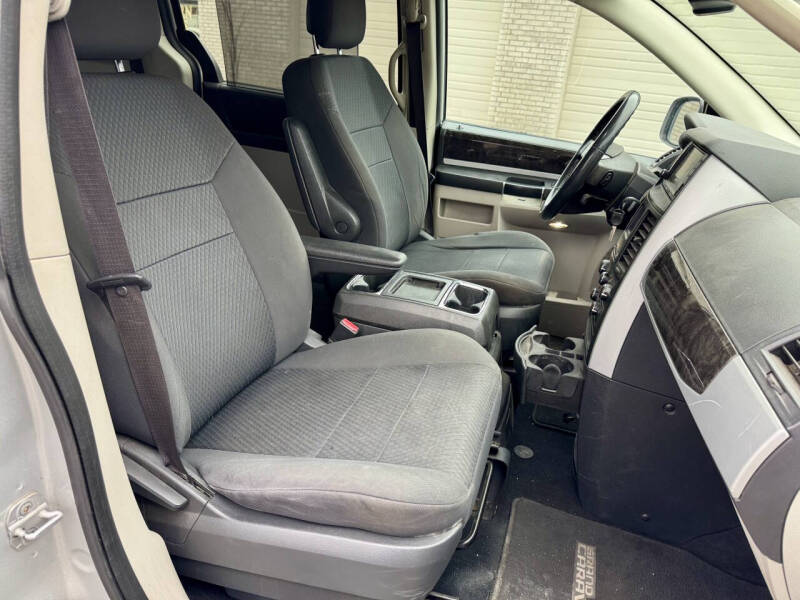 2010 Dodge Grand Caravan Crew