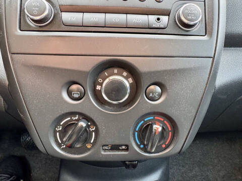 2015 Nissan Versa 1.6 S Plus