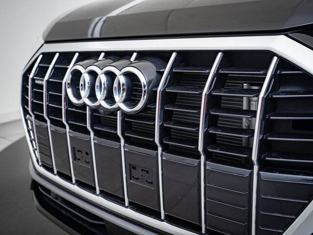 2025 Audi Q3 quattro S line Prem Plus 45 TFSI