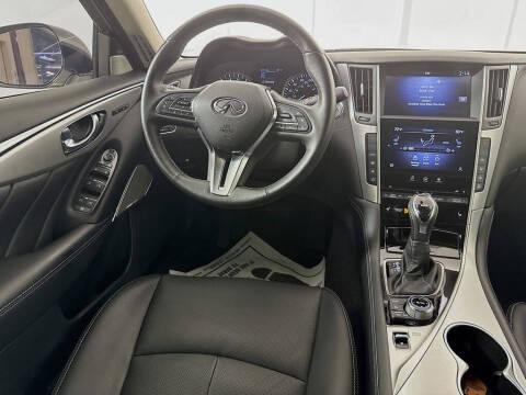 2022 Infiniti Q50 Luxe
