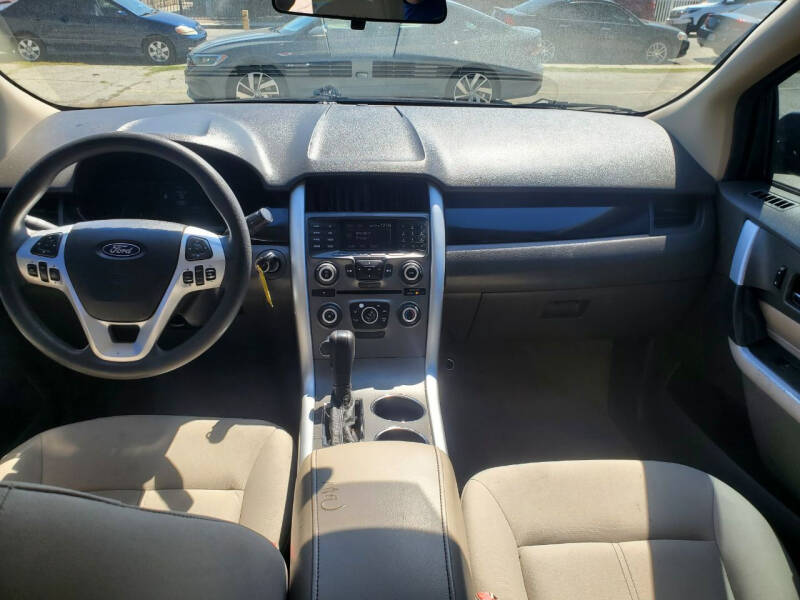 2011 Ford Edge SE