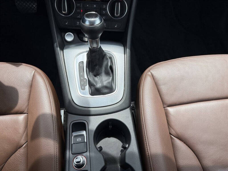 2017 Audi Q3 2.0T quattro Premium Plus