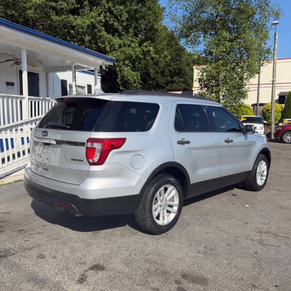 2016 Ford Explorer