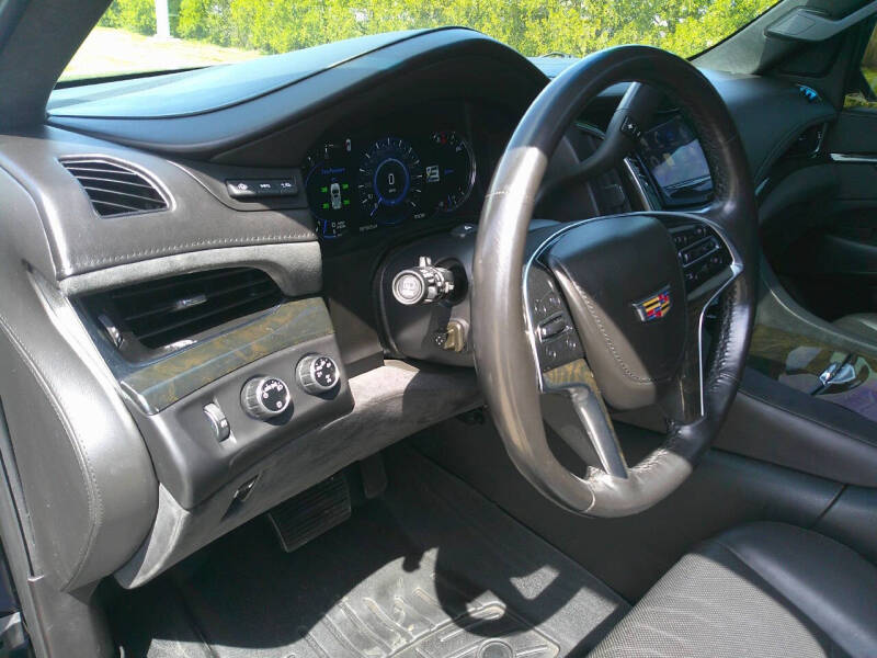 2016 Cadillac Escalade Platinum