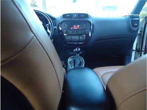 2016 Kia Soul !