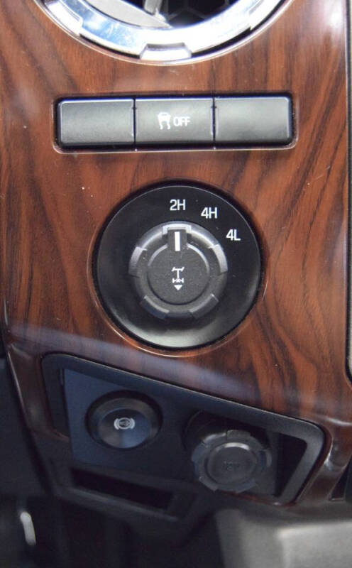 2015 Ford F-350 Super Duty Lariat