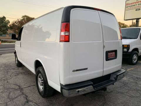 2020 Chevrolet Express 2500