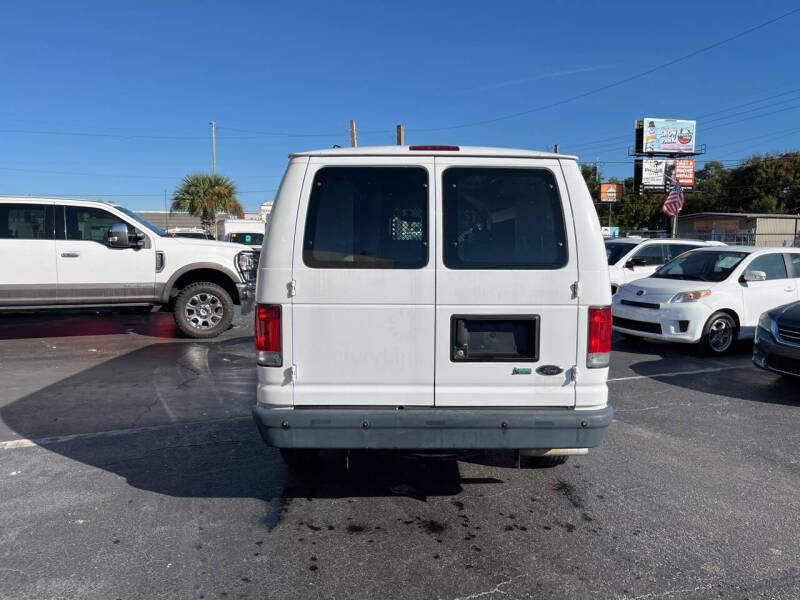 2014 Ford E-Series E-150