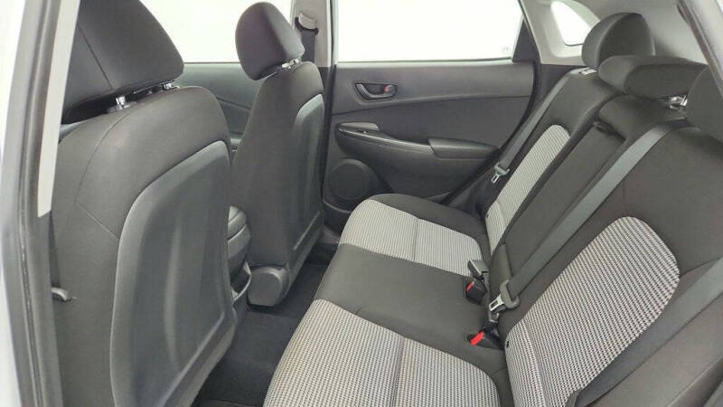 2023 Hyundai Kona SE