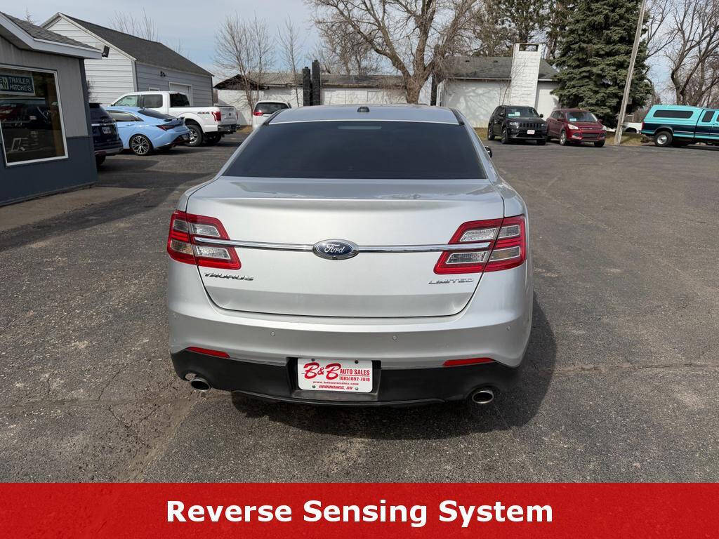 2016 Ford Taurus 12