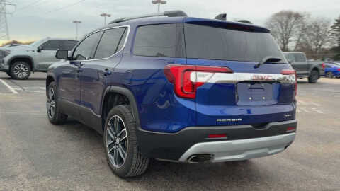 2023 GMC Acadia SLT