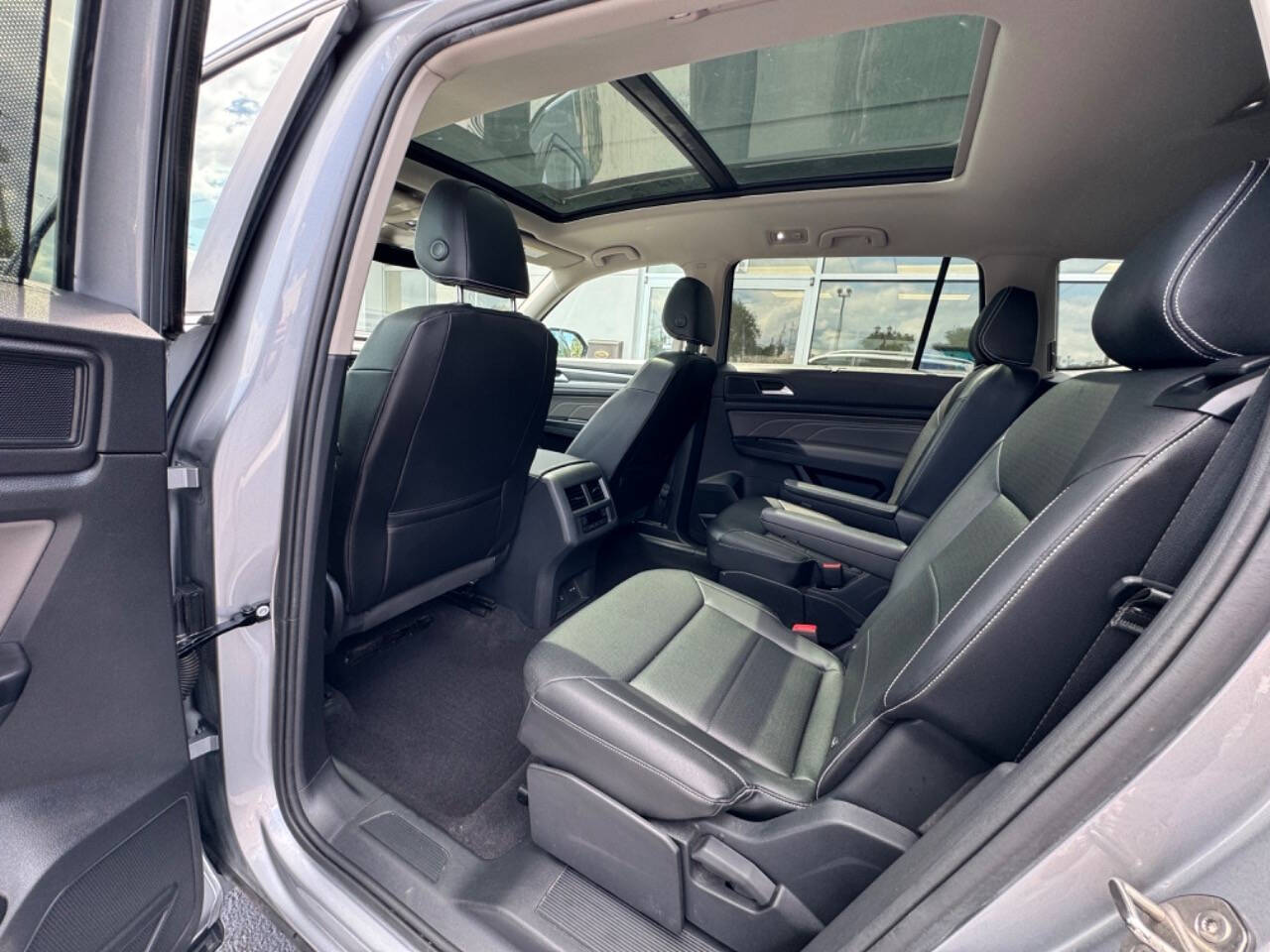 2021 Volkswagen Atlas for sale at Opus Motorcars in Utica, MI