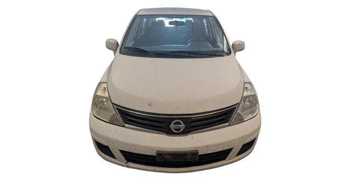 2012 Nissan Versa 1.8 SL