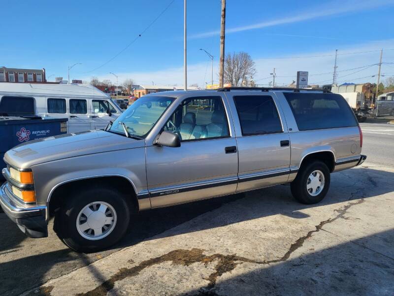 1999 Chevrolet Suburban for sale at LINDER'S AUTO SALES in Gastonia NC