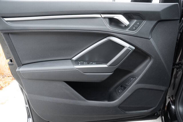 2025 Audi Q3 quattro S line Premium 45 TFSI