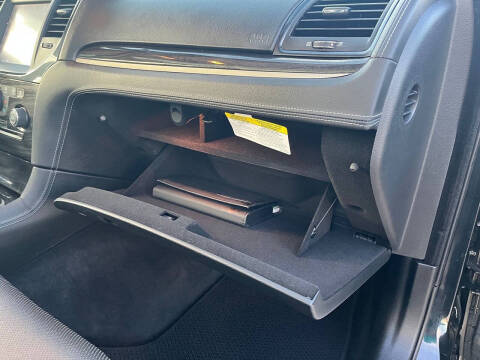 2014 Chrysler 300 C John Varvatos Limited Edition