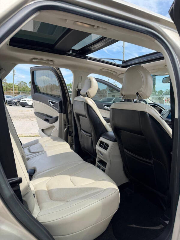 2018 Ford Edge Titanium