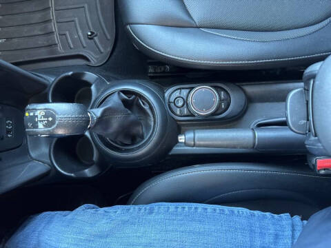 2017 MINI Hardtop 4 Door Cooper