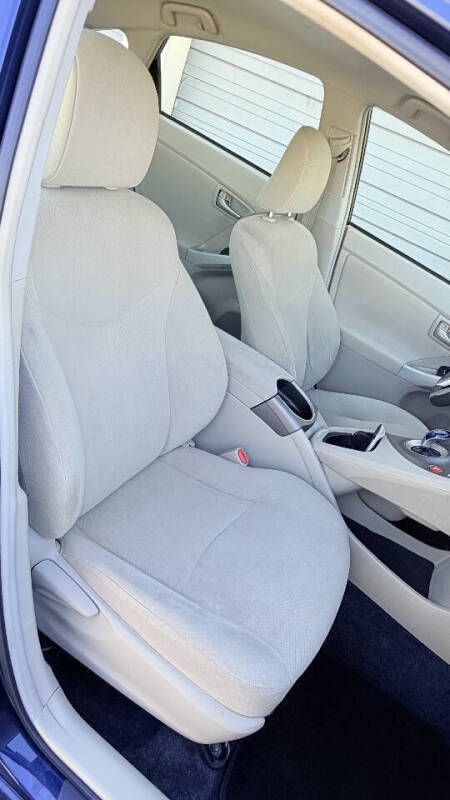 2015 Toyota Prius Two