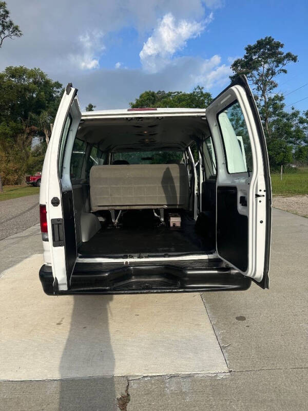 2006 Ford E-Series E-150 XL