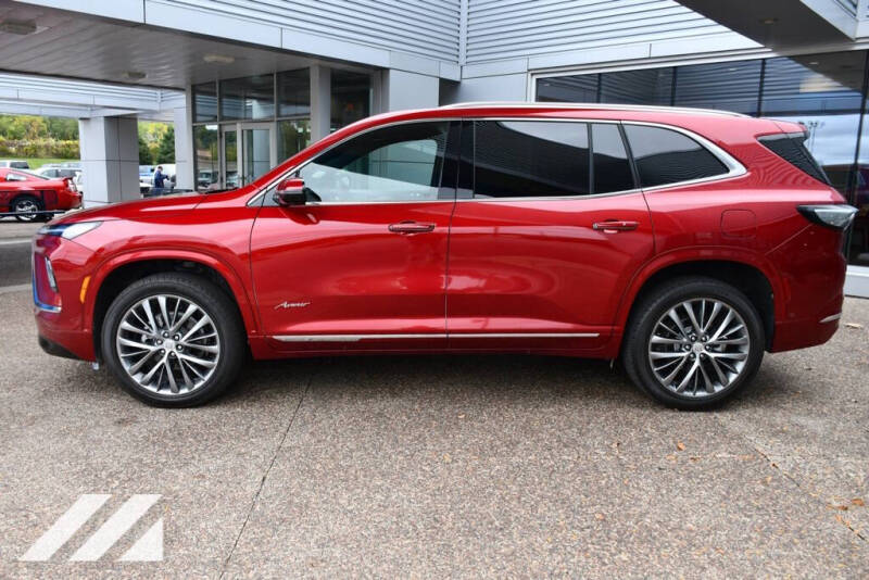 2025 Buick Enclave Avenir