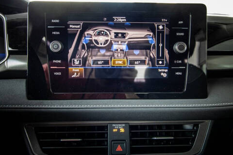 2026 Volkswagen Taos SE Black