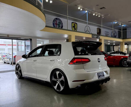 2018 Volkswagen Golf GTI S