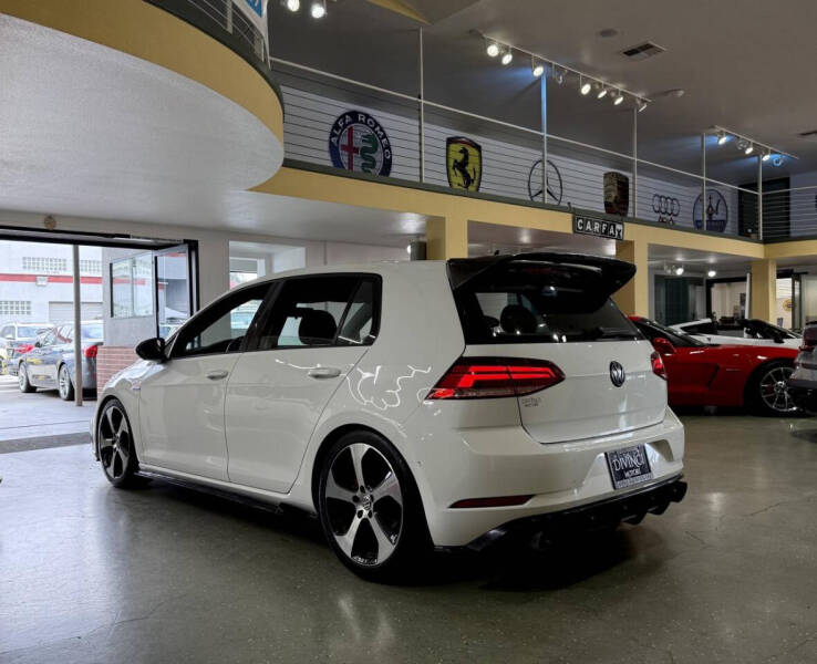 2018 Volkswagen Golf GTI S