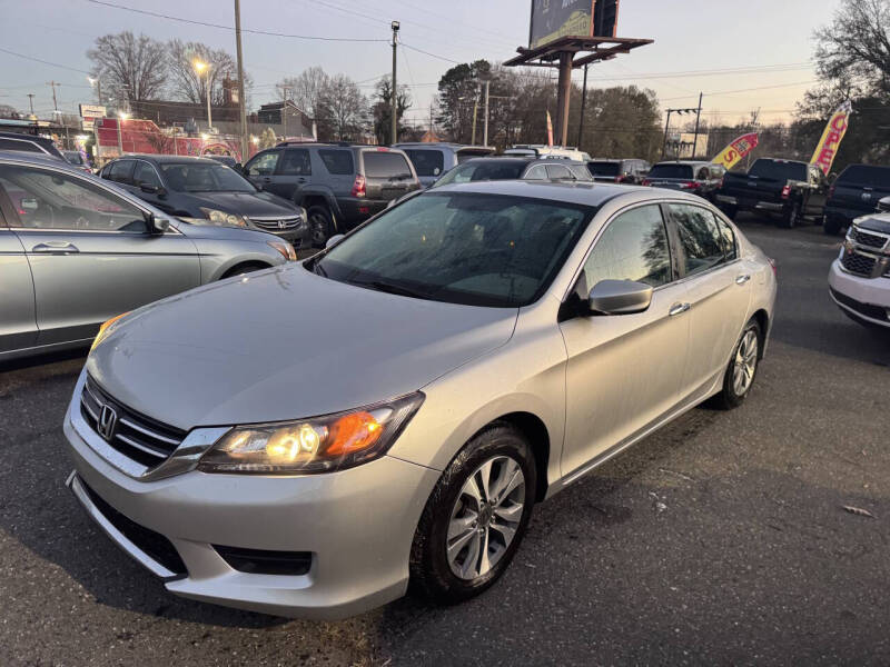 2013 Honda Accord LX's photo