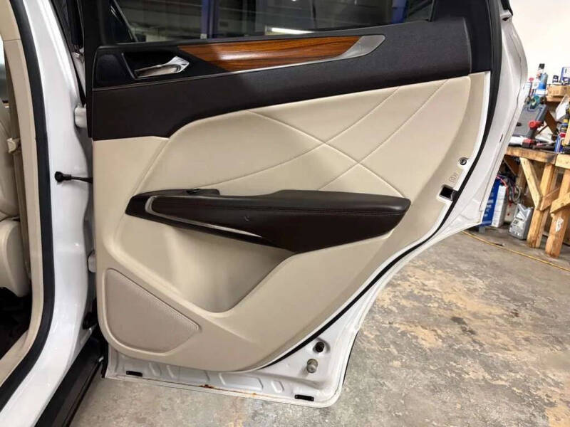 2017 Lincoln MKC Select