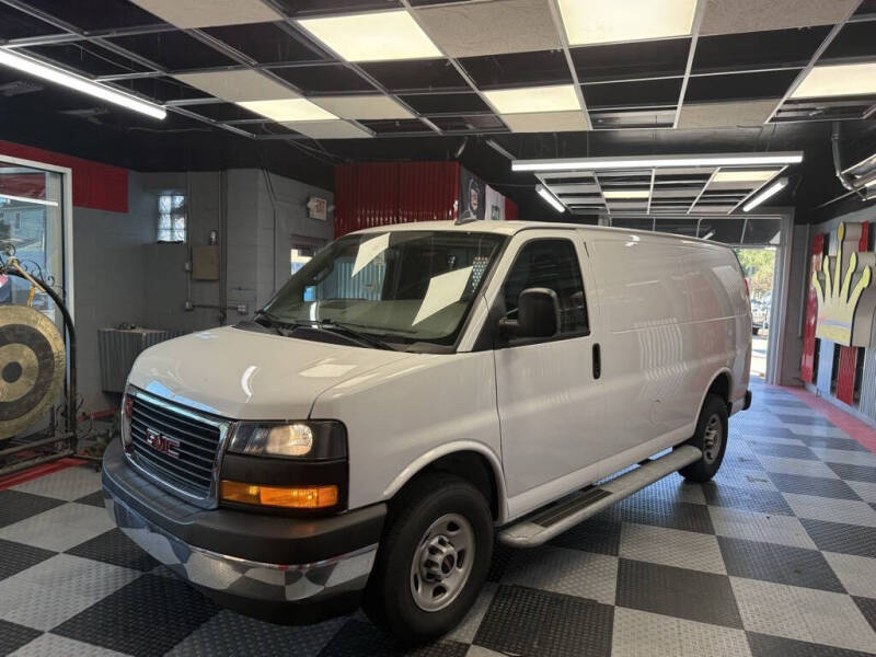2023 GMC Savana 2500