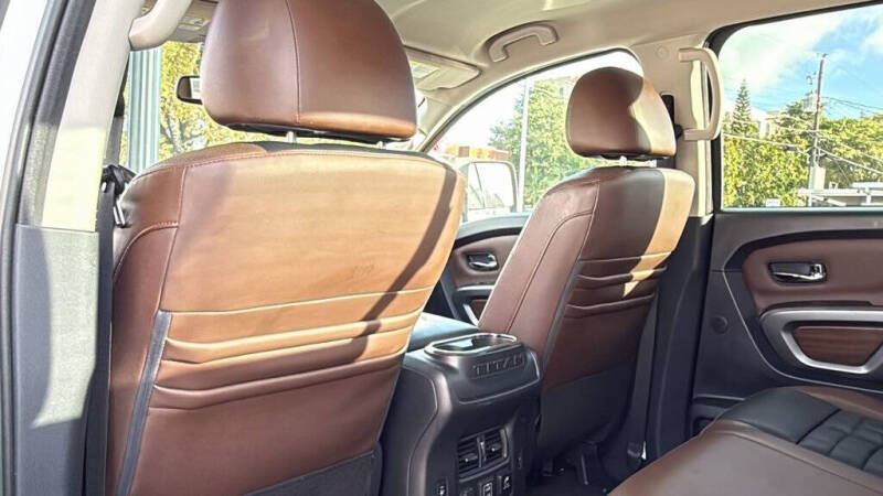 2019 Nissan Titan XD Platinum Reserve