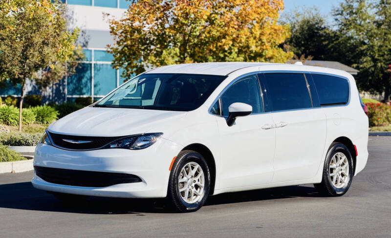 2017 Chrysler Pacifica Touring