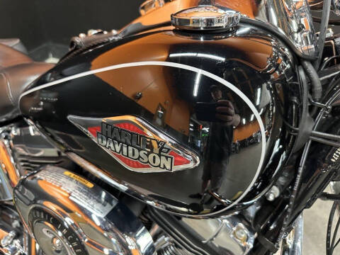 2014 Harley-Davidson FLSTC - Heritage Softail
