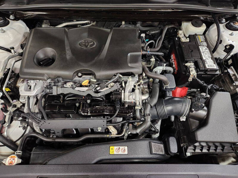 2020 Toyota Camry SE