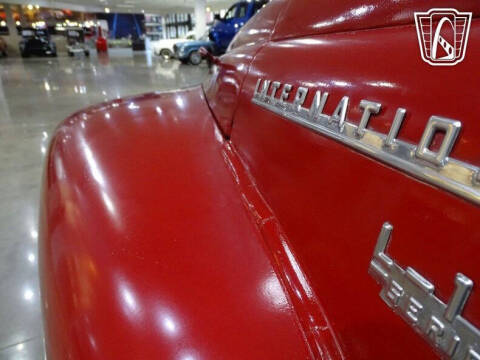 1952 International I-110