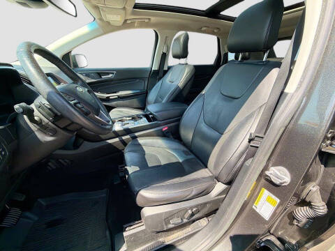 2019 Ford Edge Titanium