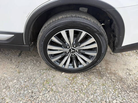 2020 Mitsubishi Outlander ES