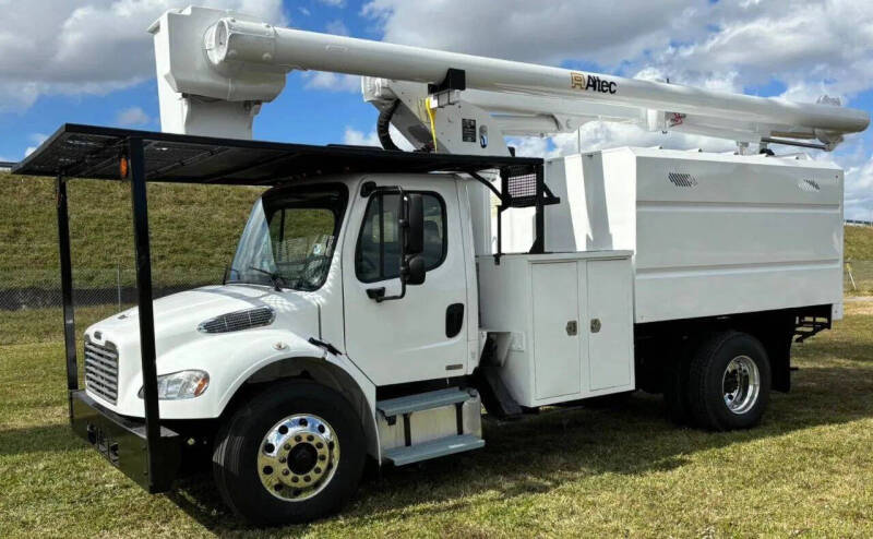 2019 Freightliner M2 106