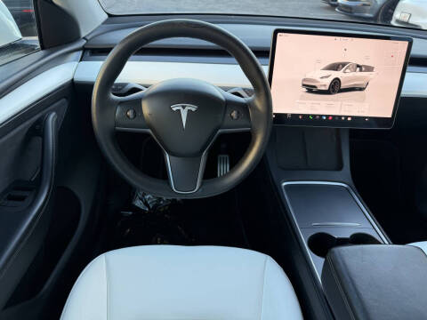 2023 Tesla Model Y Performance