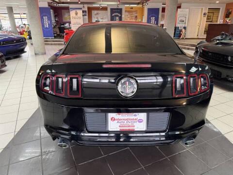 2013 Ford Mustang V6 Premium